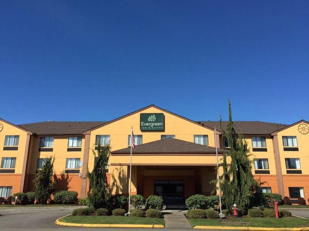 Hotel Evergreen &